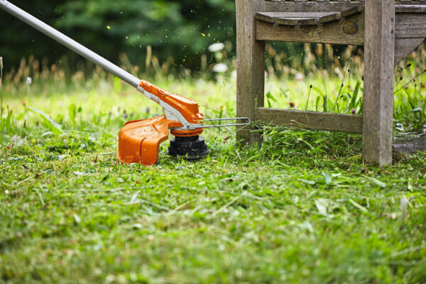 Roçadeira a bateria FSA 86 R STIHL