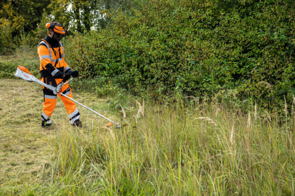 Roçadeira a bateria FSA 135 STIHL