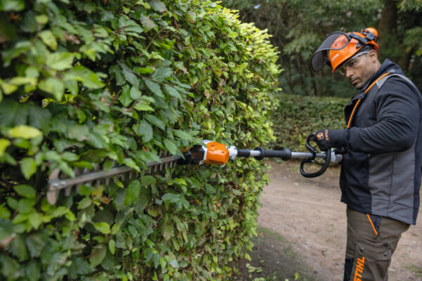 Podador de altura a bateria HLA 66 STIHL