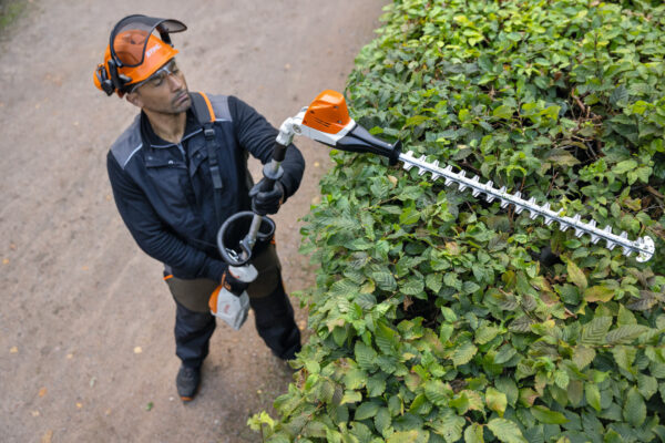 Podador de altura a bateria HLA 66 STIHL