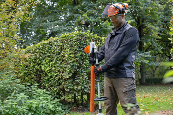 Podador de altura a bateria HLA 66 STIHL