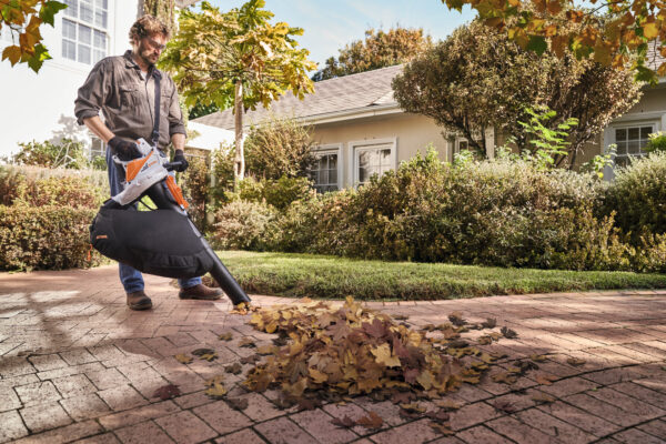 Aspirador e triturador a bateria SHA 56 STIHL