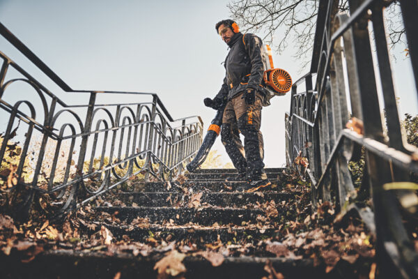 Soprador a bateria BGA 300 STIHL