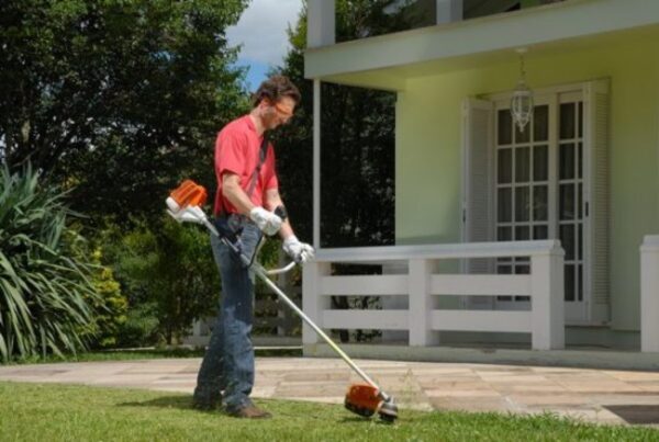 Roçadeira a combustão FS 85 STIHL